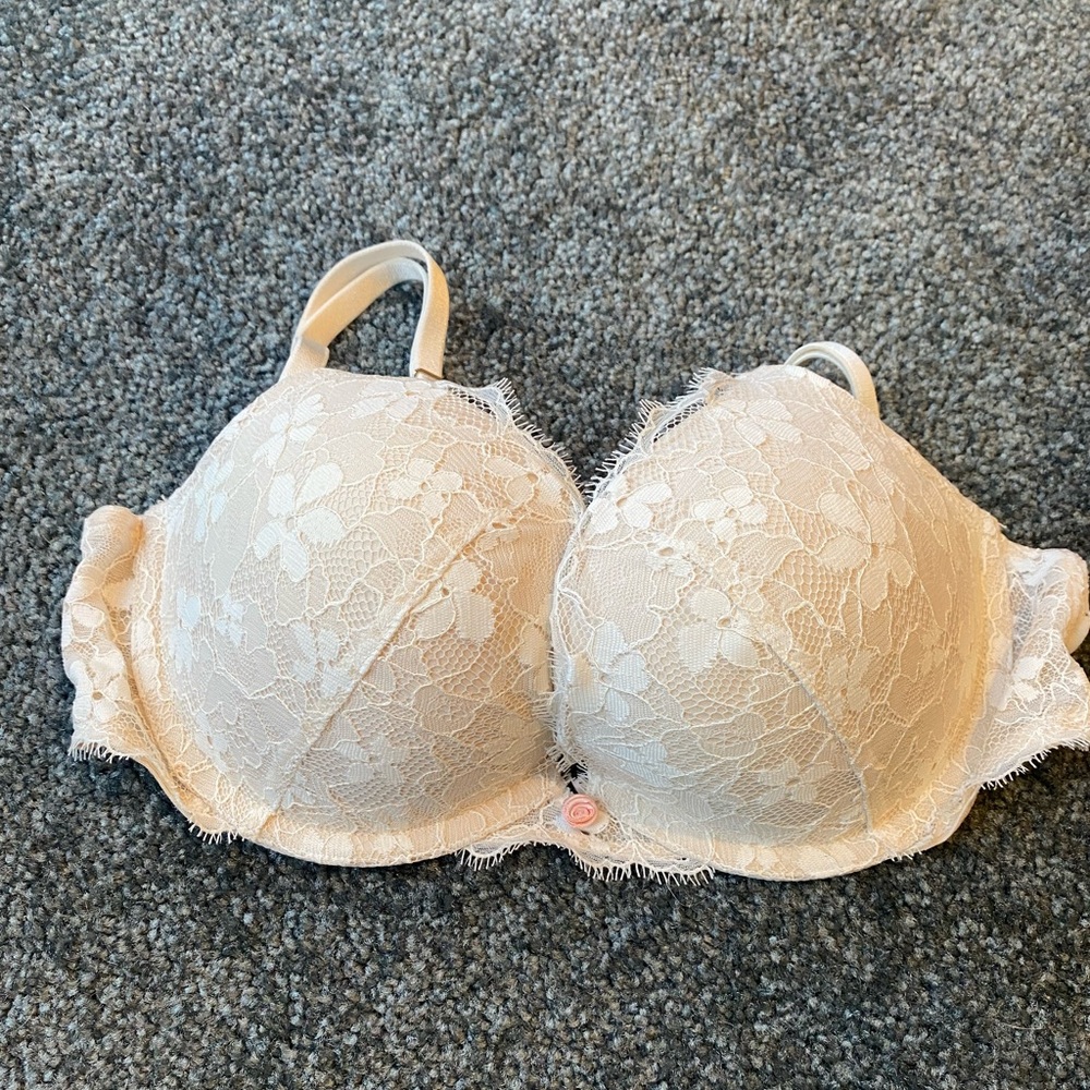 Victoria’s Secret Push Up Bra